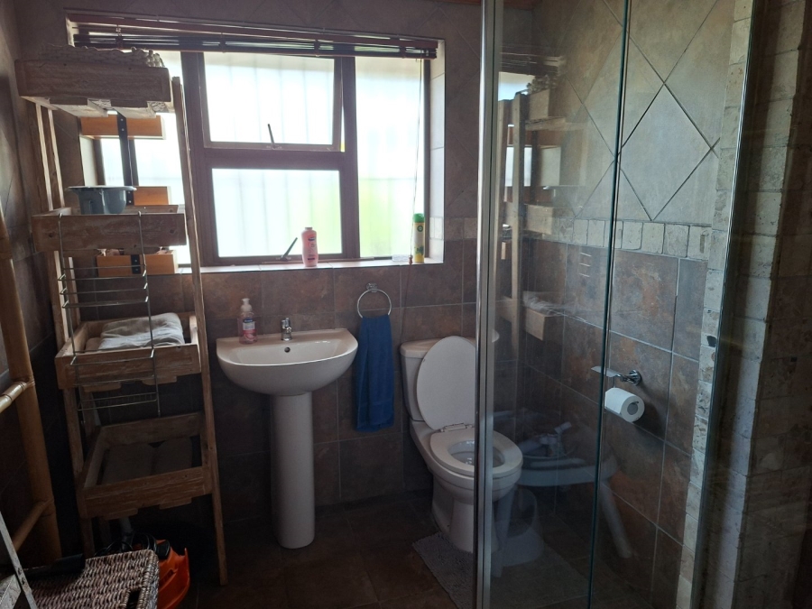 2 Bedroom Property for Sale in Groenvallei Western Cape